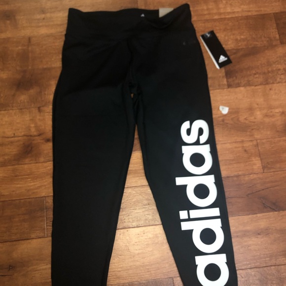 Adidas 3/4 crop leggings size Med - Picture 2 of 7